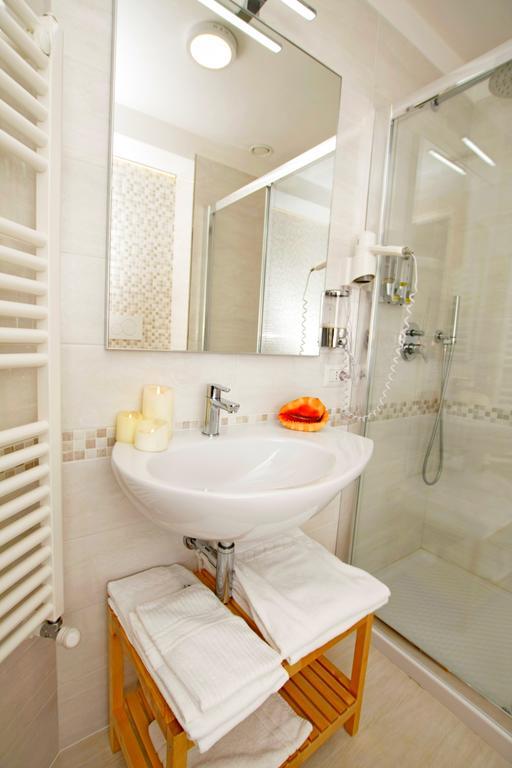 Brezza Marina Luxury Rooms Cagliari Extérieur photo