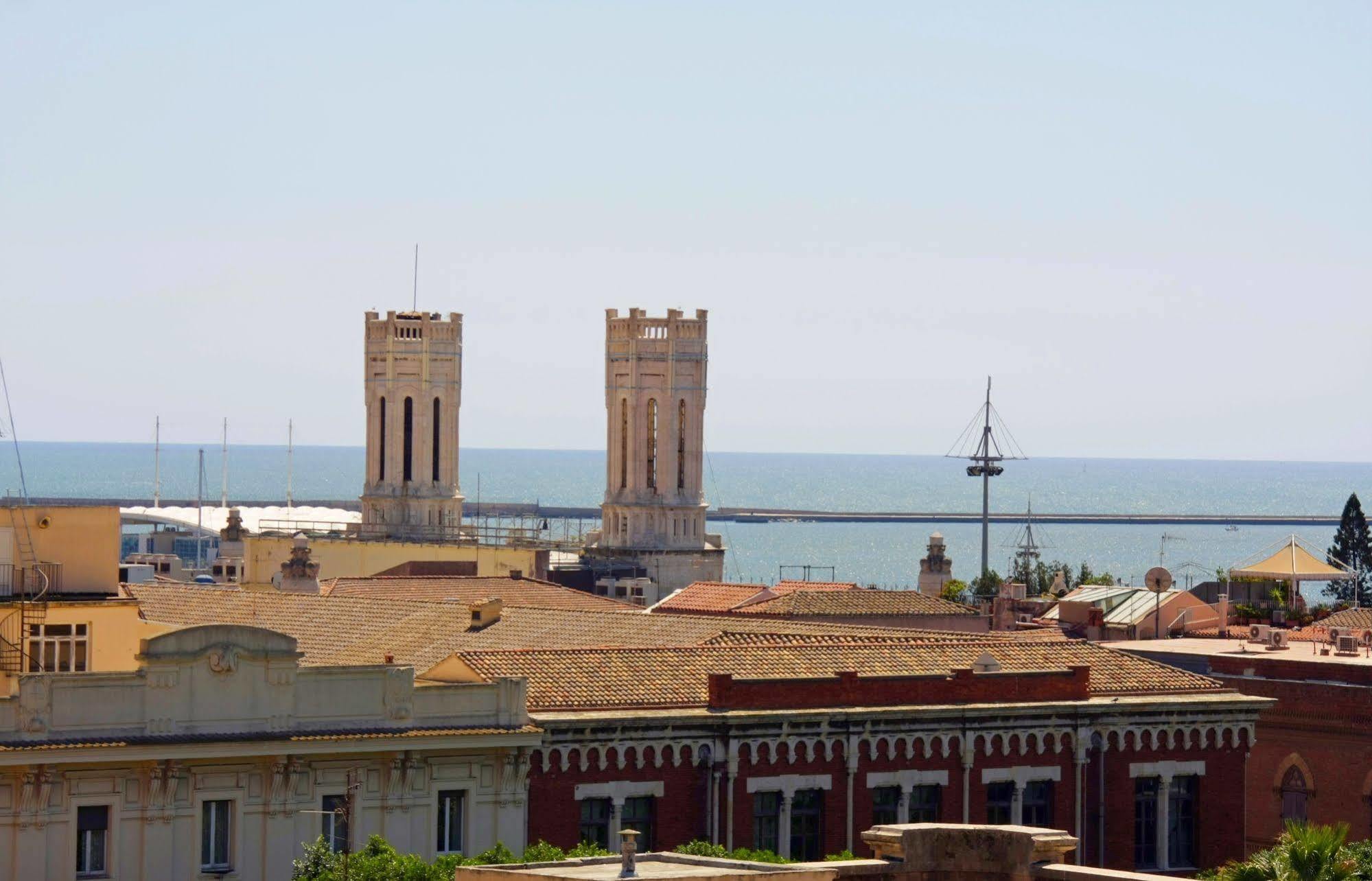 Brezza Marina Luxury Rooms Cagliari Extérieur photo