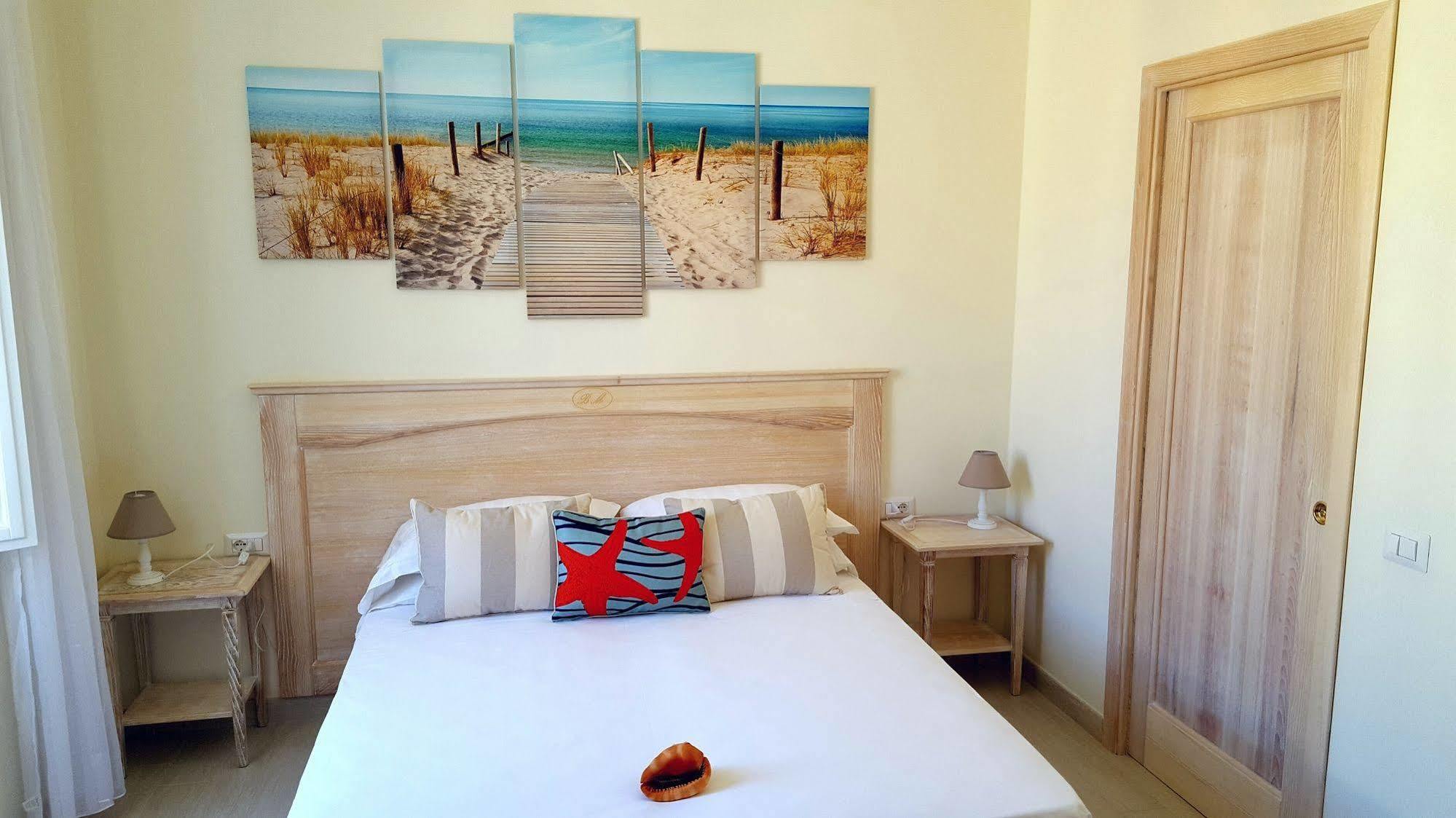 Brezza Marina Luxury Rooms Cagliari Extérieur photo